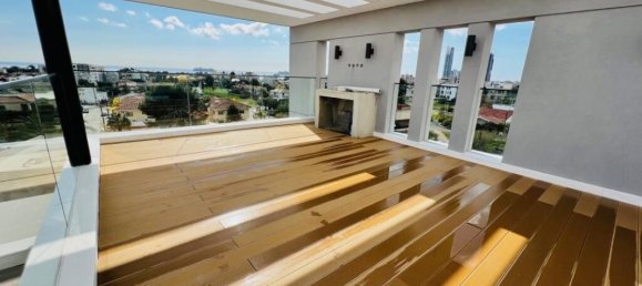 3 bedrooms Apartment in Limassol, Cyprus No. 2552 9