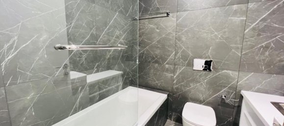 3 bedrooms Apartment in Limassol, Cyprus No. 2552 7