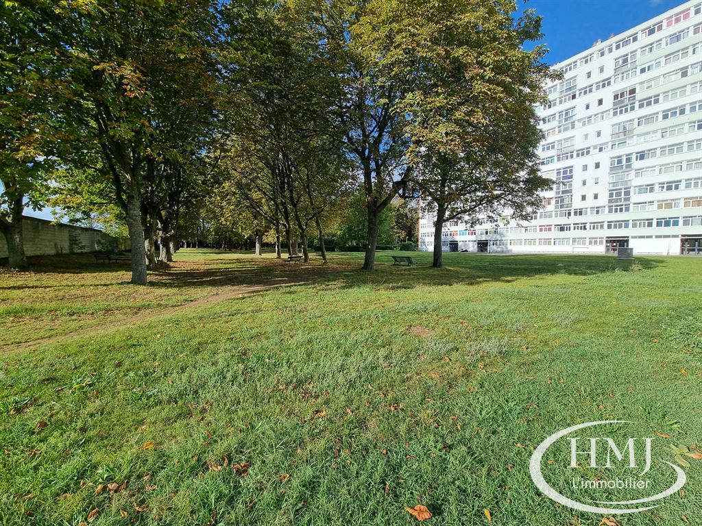 3 Schlafzimmer Wohnung in Evry, France, Nr. 182639