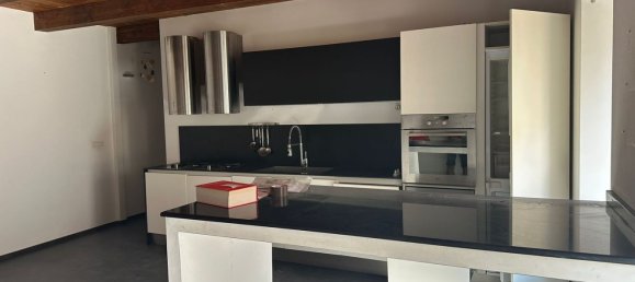 Apartamento de 3 divisões em Foggia, Italy N.º 299728 11