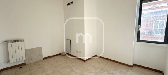 2 chambres Appartement à Rome, Italy No. 352925 8