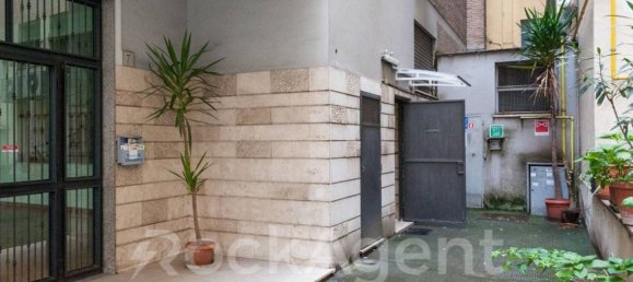 61m² Office in Rome, Italy No. 100623 55