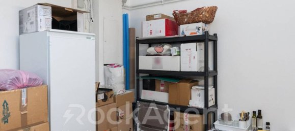 61m² Office in Rome, Italy No. 100623 8