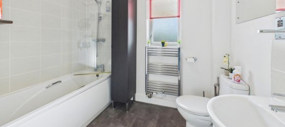 Casa de 2 dormitorios en Bordon, United Kingdom No. 13853 7