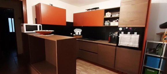 3 rooms Apartment in Lurago d'Erba, Italy No. 155540 16