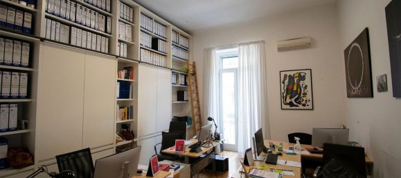 7 bedrooms Apartment in Naples, Italy No. 340024 11