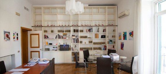 7 bedrooms Apartment in Naples, Italy No. 340024 5