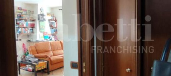 3 bedrooms House in Trecase, Italy No. 340040 13