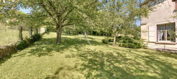 4 bedrooms House in Migennes, France No. 261688 28