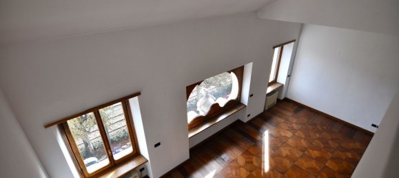 5 rooms Duplex in Turin, Italy No. 7976 6