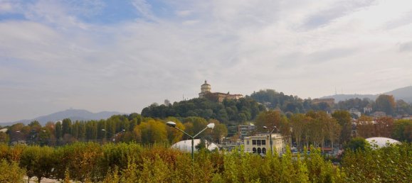 5 rooms Duplex in Turin, Italy No. 7976 16