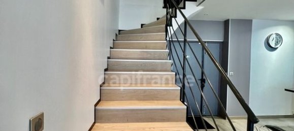 5 bedrooms Duplex in Orleans, France No. 82005 8