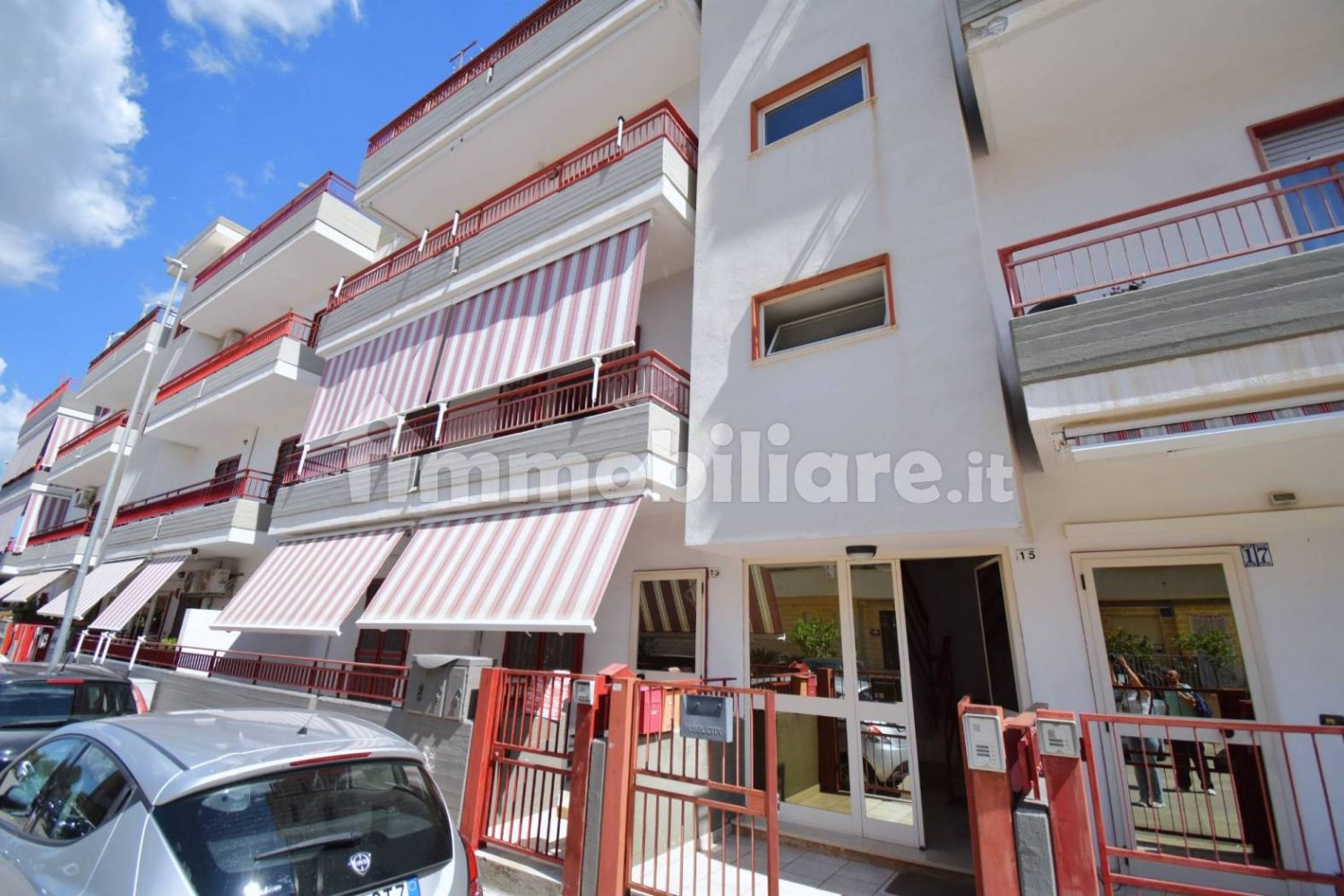 2 bedrooms Apartment in Palo del Colle, Italy No. 335695