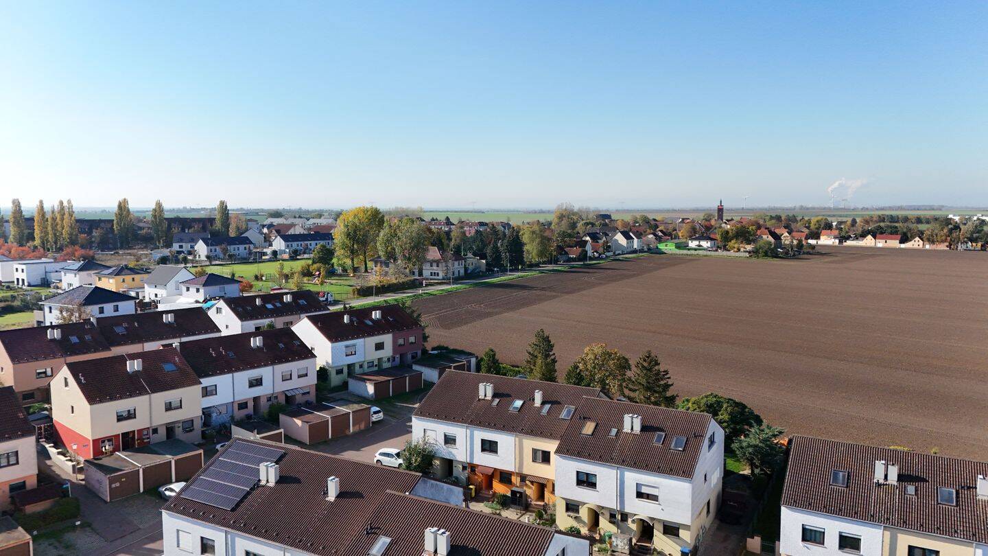 2 bedrooms Townhouse in Saalekreis, Germany No. 80705