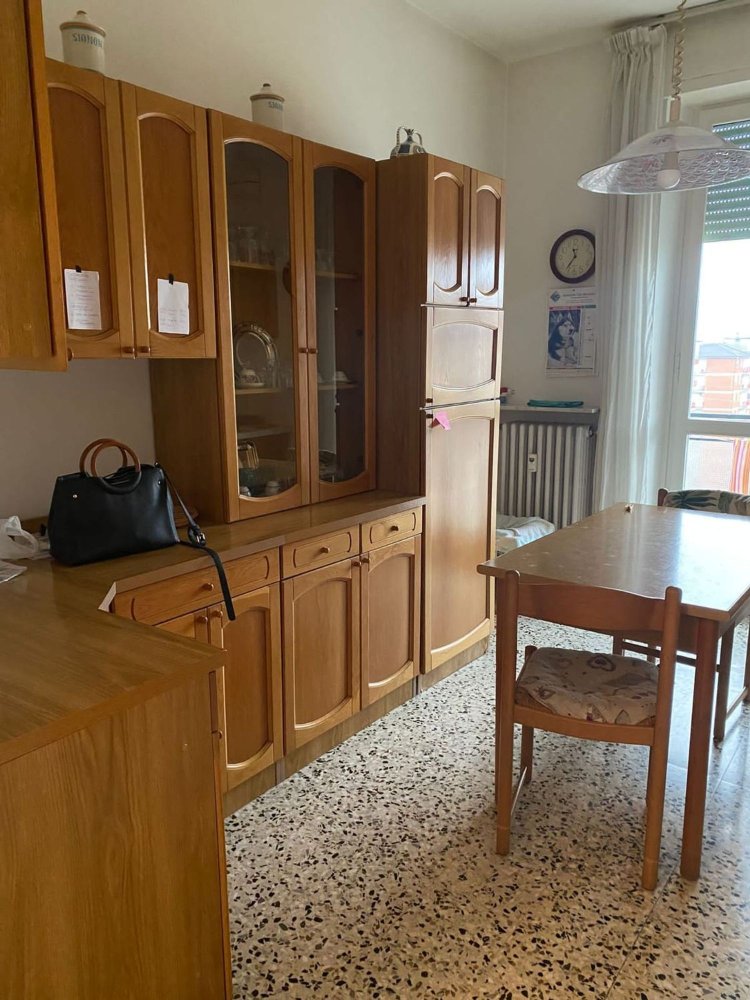 4 rooms Apartment in Tortona, Italy No. 44231