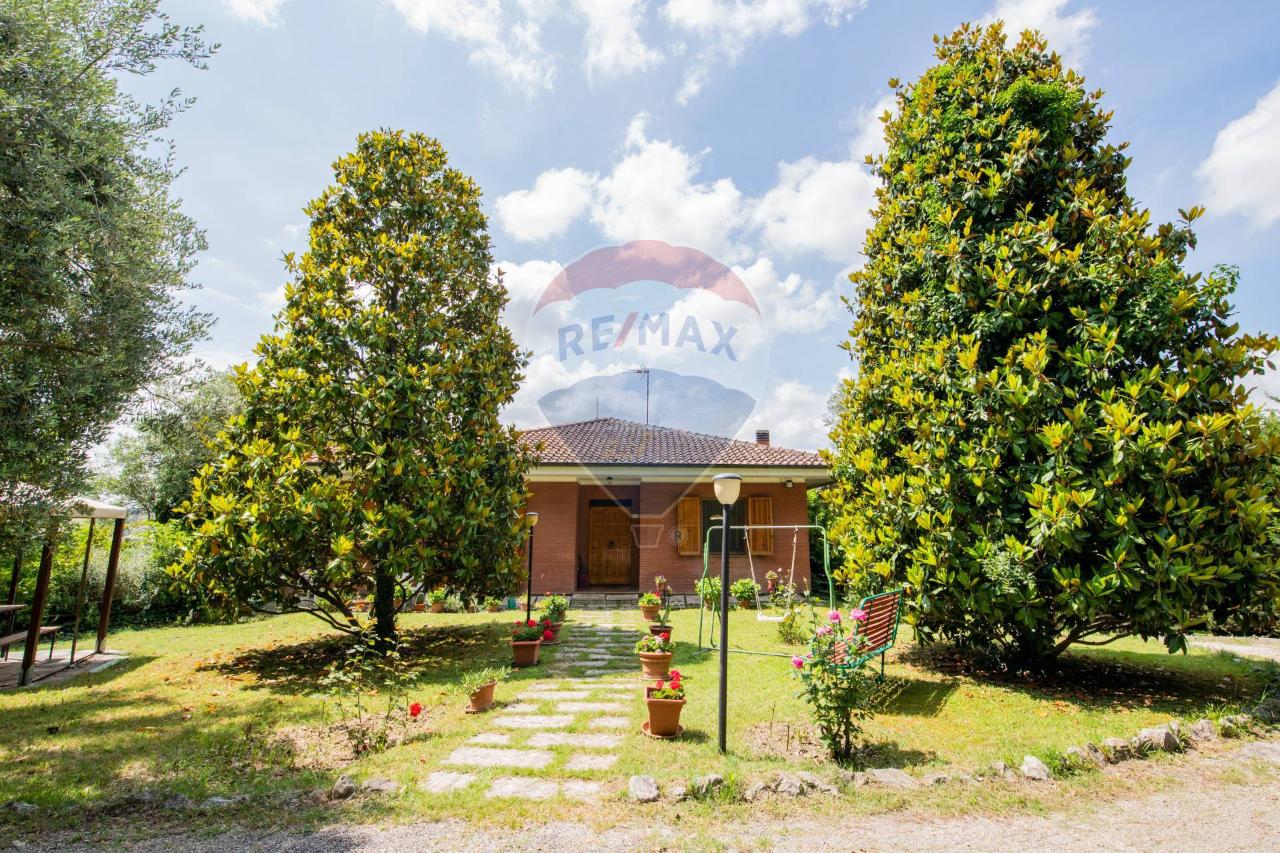 9 rooms Villa in Ancona, Italy No. 2262