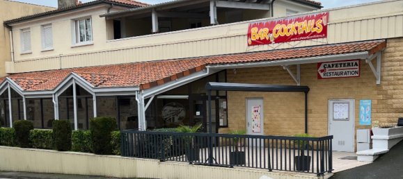 4 Schlafzimmer Gewerbliche Immobilie in Confolens, France, Nr. 195725 5