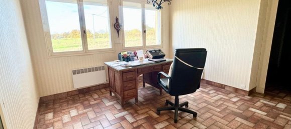 11 rooms House in Saint-Benoit-sur-Loire, France No. 86854 3