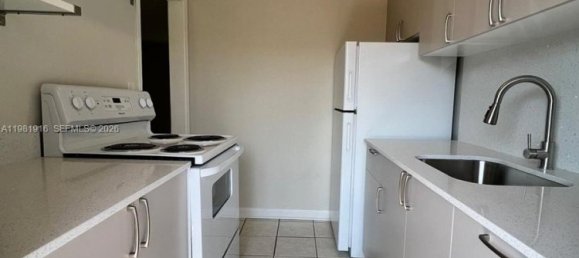 2 Schlafzimmer Wohnung in Miami, USA, Nr. 615292 3