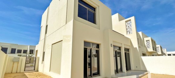 Villa de 4 dormitorios en Town Square, UAE No. 28602 10