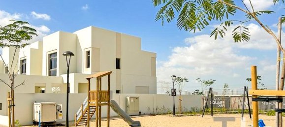 Villa de 4 dormitorios en Town Square, UAE No. 28602 9