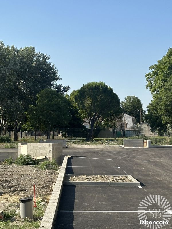  قطعة أرض في Cabannes, France 412متر مربع رقم 104105