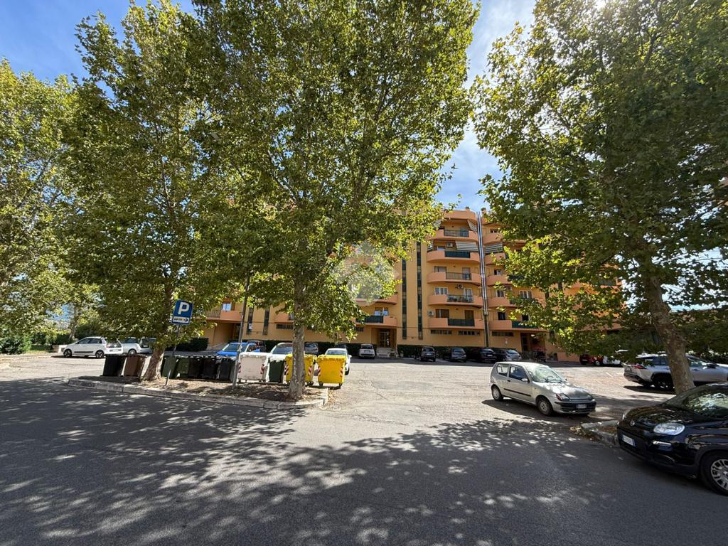 2 غرف نوم شقة في Guidonia Montecelio, Italy رقم 329434