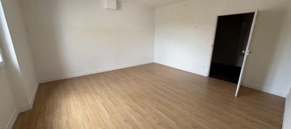 2 bedrooms House in Marne, France No. 308213 3