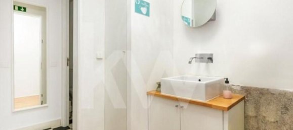 59m² Commercial property in Lisbon, Portugal No. 59853 5