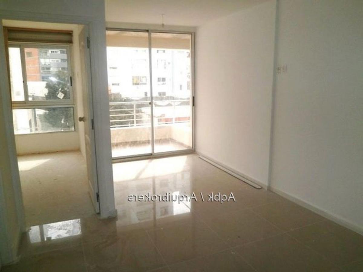 Estúdio em Montevideo, Uruguay N.º 6224