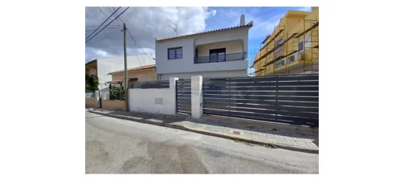 5 Schlafzimmer Haus in Seixal, Portugal, Nr. 183401 25