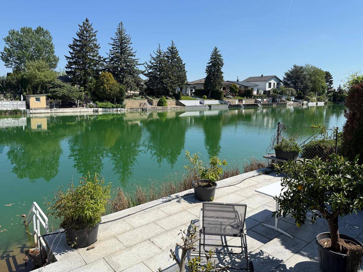 2غرفة منزل في Gotzendorf an der Leitha, Austria رقم 187695