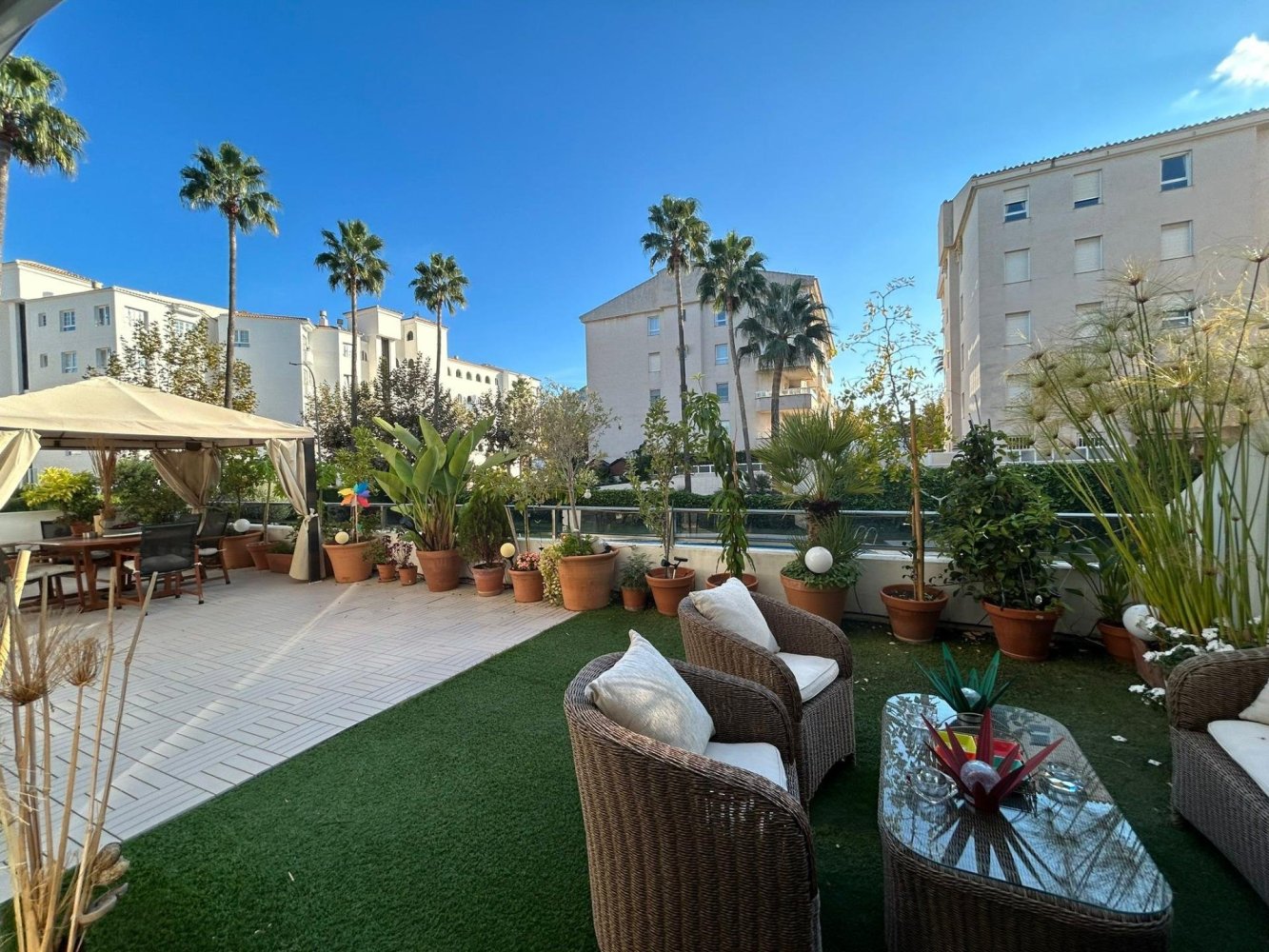 2 dormitorios terreno en venta en Albir, Alicante, Comunidad Valenciana, Spain № 365459