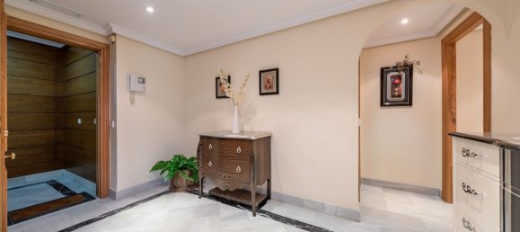 4 Schlafzimmer Penthouse in Marbella, Spain, Nr. 177820 26