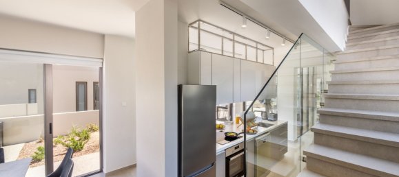 Вилла с 3 спальнями в Паралимни, Кипр № 22541 20