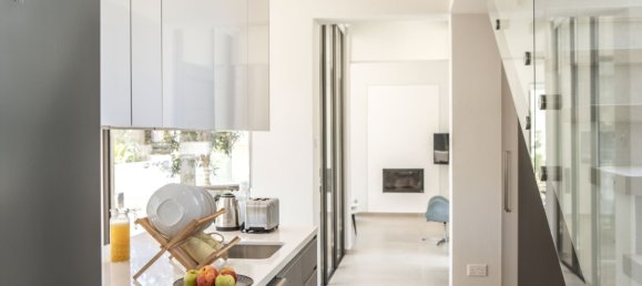 Вилла с 3 спальнями в Паралимни, Кипр № 22541 25