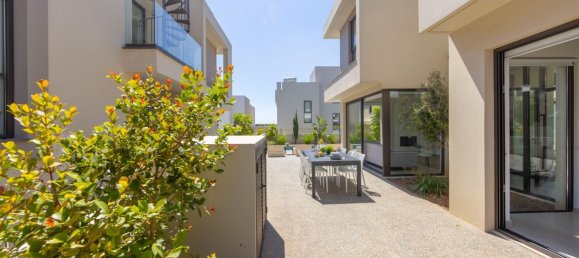 Вилла с 3 спальнями в Паралимни, Кипр № 22541 16