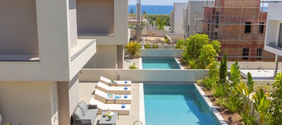 Вилла с 3 спальнями в Паралимни, Кипр № 22541 15