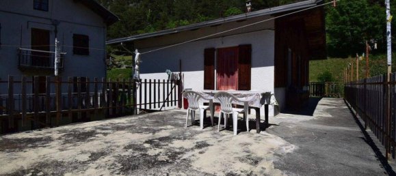 Casa de 5 habitaciónes en Brusson, Italy No. 29606 10