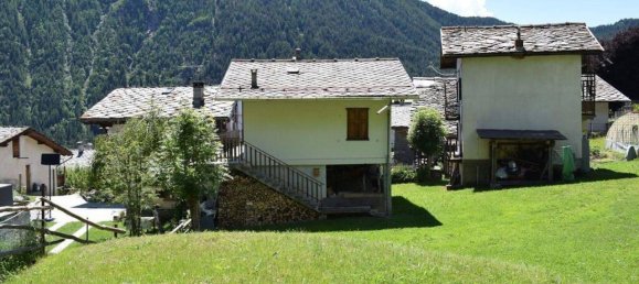 Casa de 5 habitaciónes en Brusson, Italy No. 29606 7