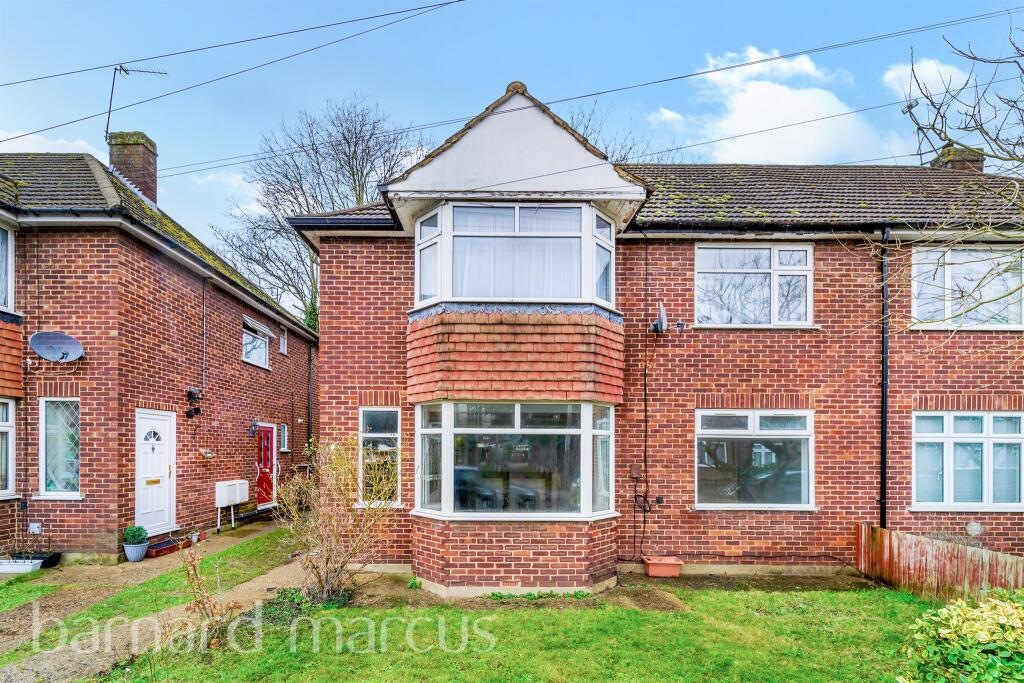 2 bedrooms Maisonette in Feltham, United Kingdom No. 9819
