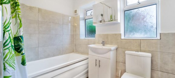 2 bedrooms Maisonette in Feltham, United Kingdom No. 9819 13