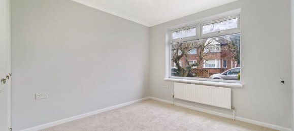 2 bedrooms Maisonette in Feltham, United Kingdom No. 9819 6