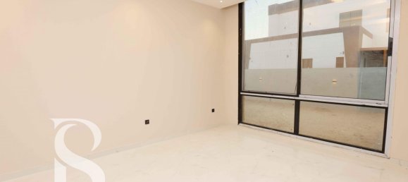 4 bedrooms Villa in Dubai, UAE No. 15166 26