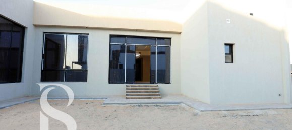 4 bedrooms Villa in Dubai, UAE No. 15166 6