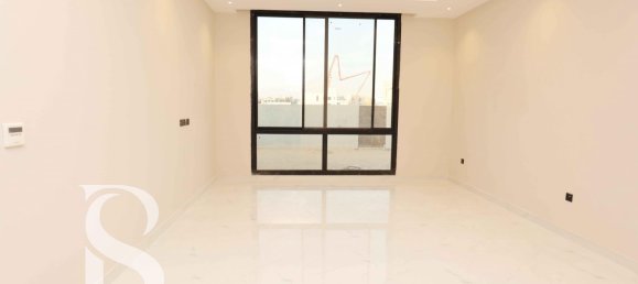 4 bedrooms Villa in Dubai, UAE No. 15166 19