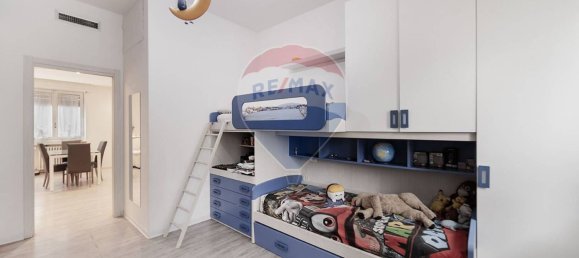 3 bedrooms Apartment in Sesto San Giovanni, Italy No. 365003 12