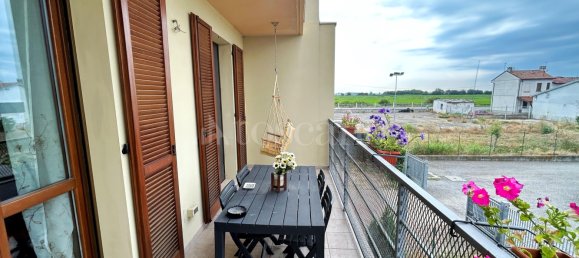 Вилла с 4 комнатами в Линароло, Италия № 112558 2