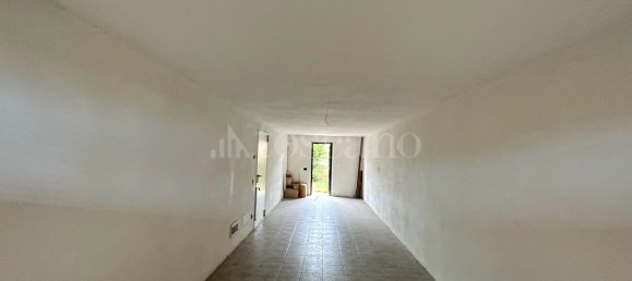 Вилла с 4 комнатами в Линароло, Италия № 112558 12