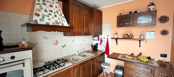 Вилла с 4 комнатами в Линароло, Италия № 112558 5